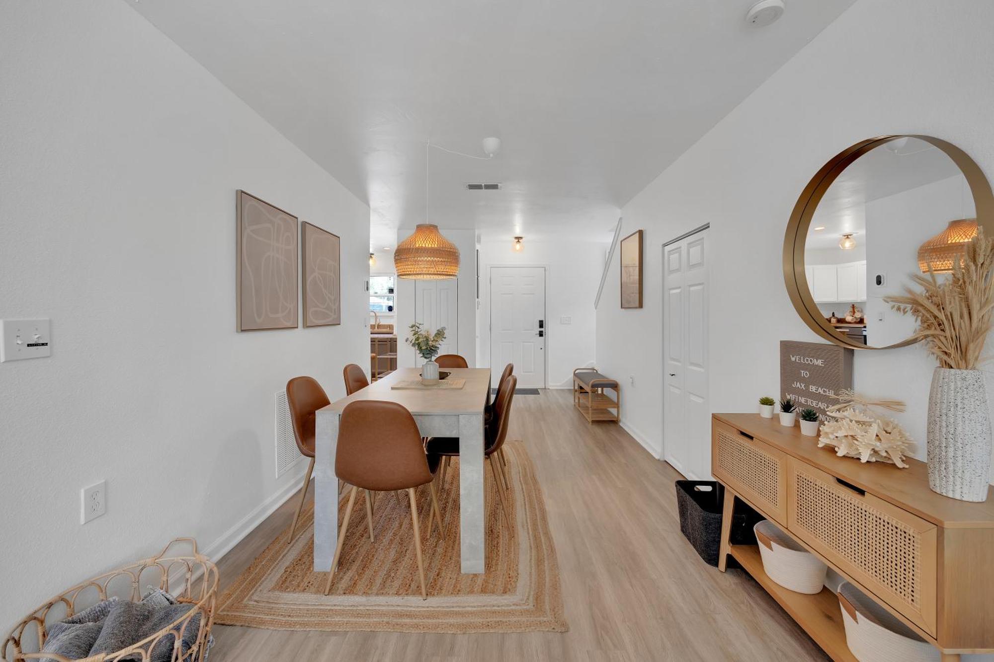 {Hidden Gem} Beach Home Blocks From Ocean +6 Bikes ジャクソンビル・ビーチ エクステリア 写真